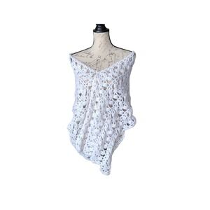 Vintage Style White Crochet Shawl Shrug Wrap Floral Medallion Boho Coquette